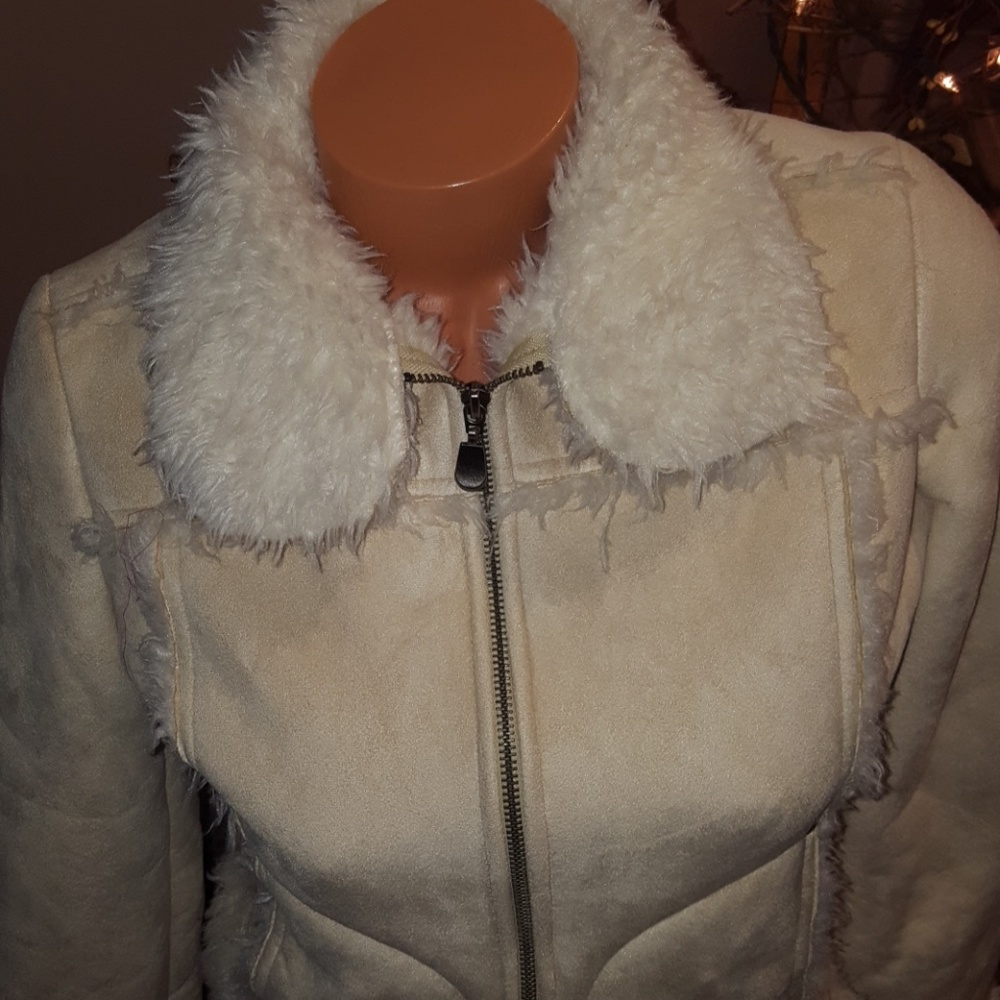Bebe shearling coat size XS - Picture 2 of 8